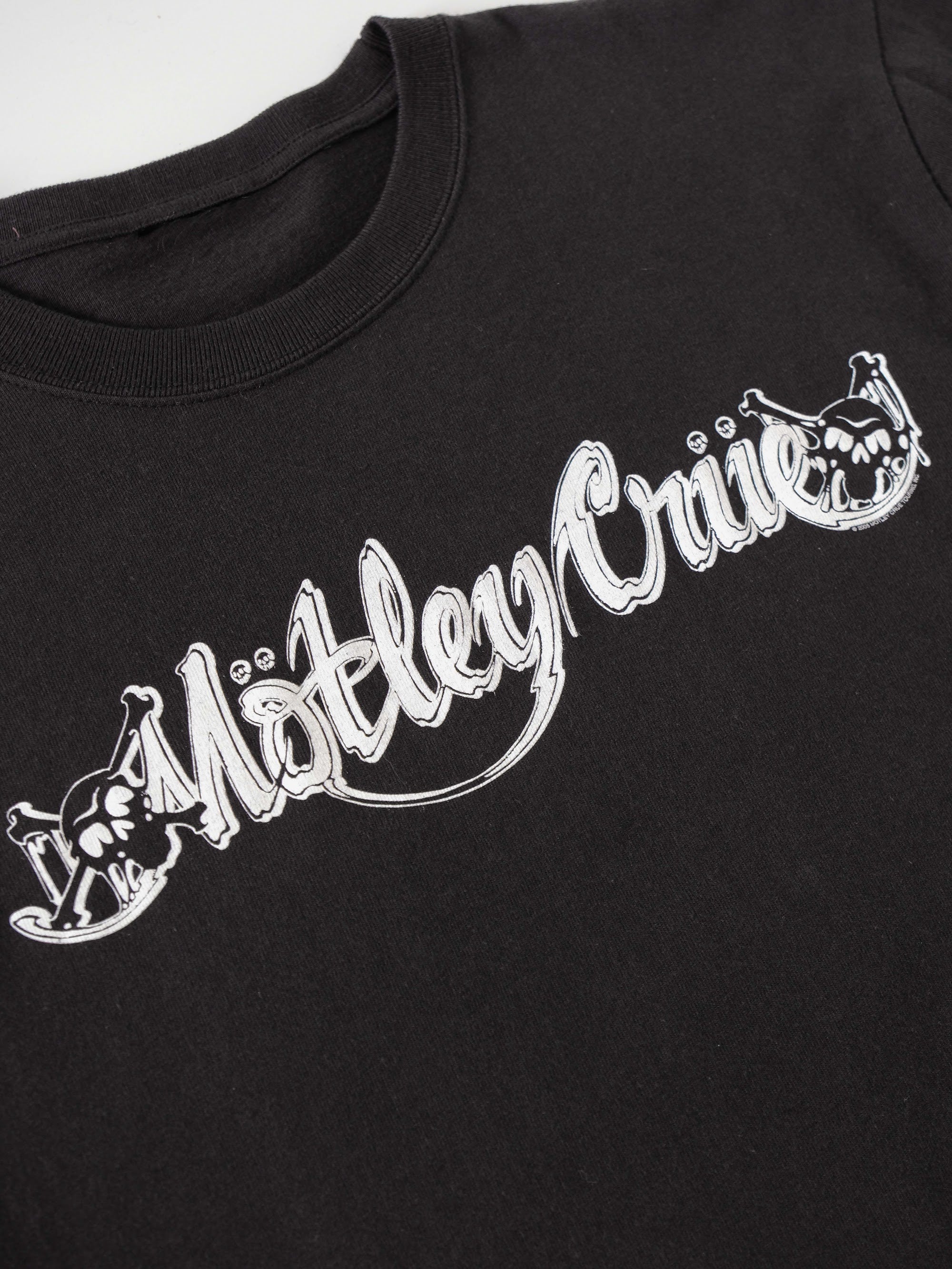 VINTAGE BLACK " MOTLEY CRUE " T-SHIRT