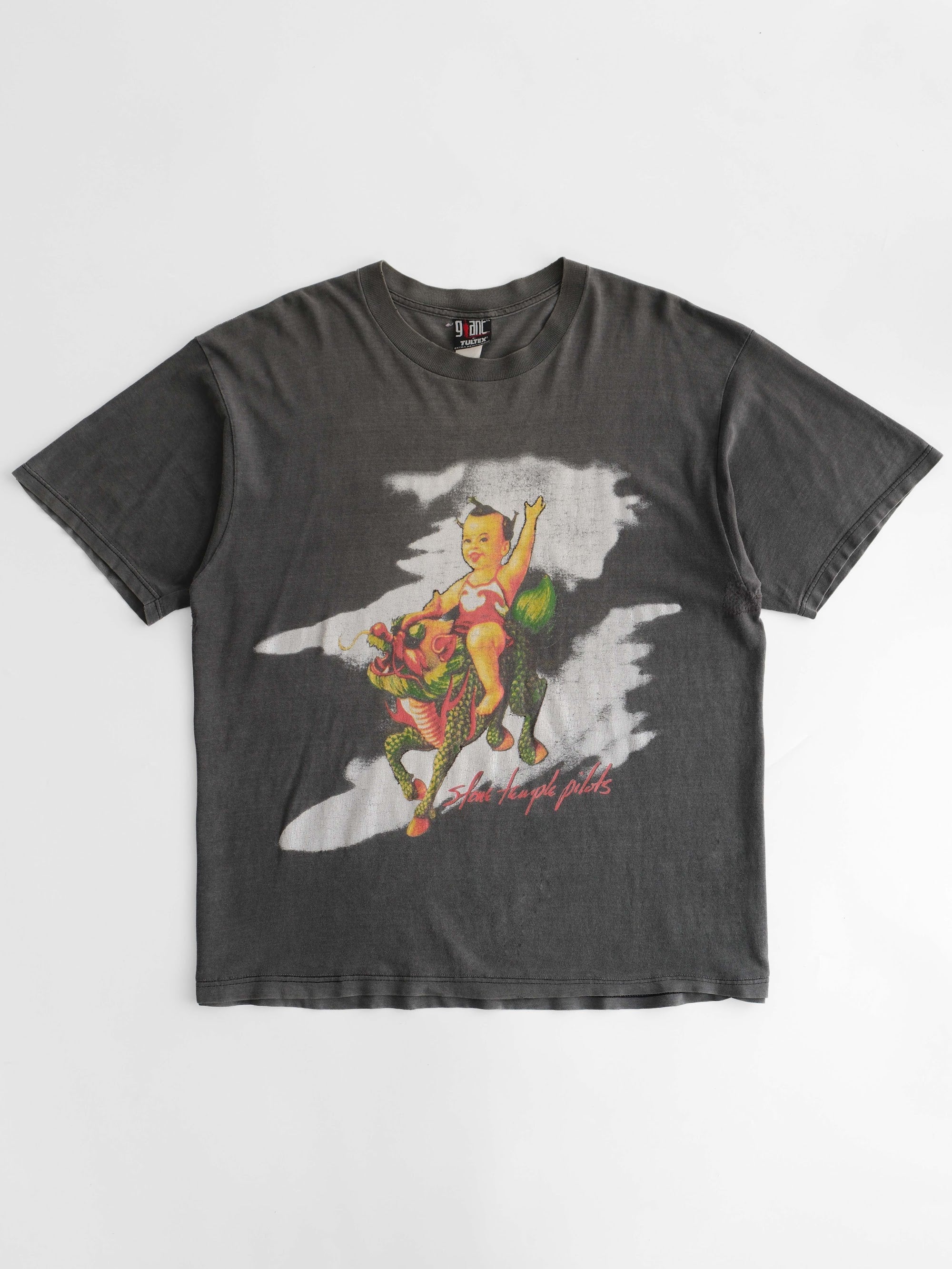 VINTAGE BLACK STONE TEMPLE PILOTS " PURPLE " T-SHIRT