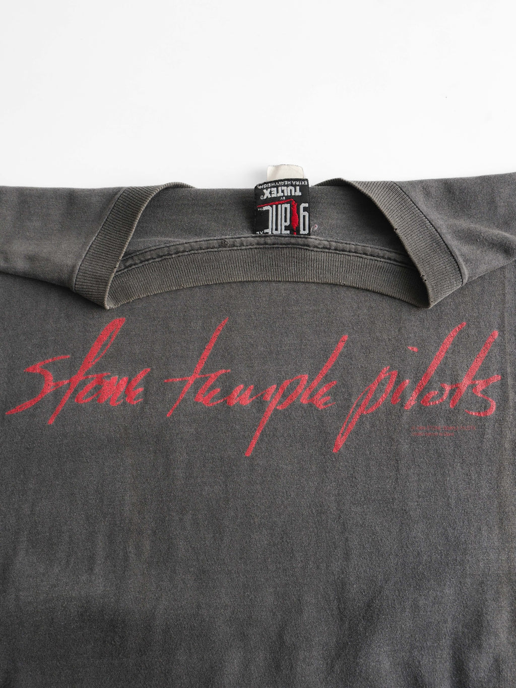 VINTAGE BLACK STONE TEMPLE PILOTS " PURPLE " T-SHIRT