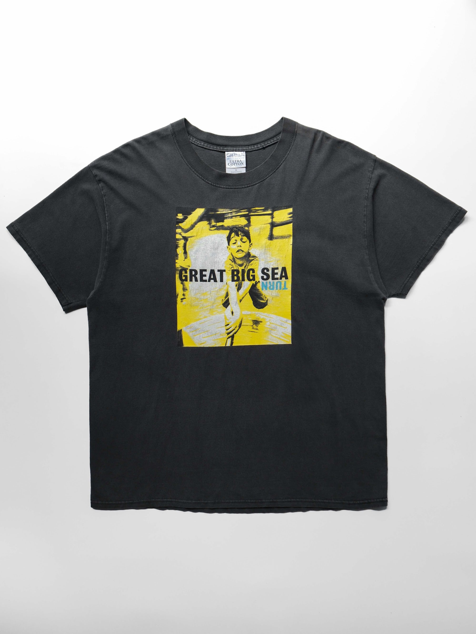VINTAGE BLACK TURN "GREAT BIG SEA" BAND T-SHIRT