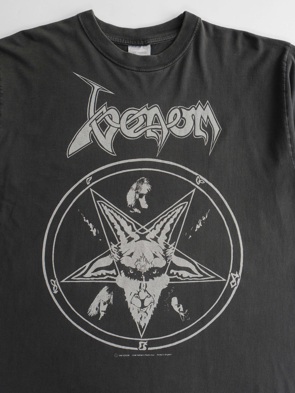 VINTAGE BLACK "VENOM" LEGENDARY GOAT MOTIF BAND T-SHIRT