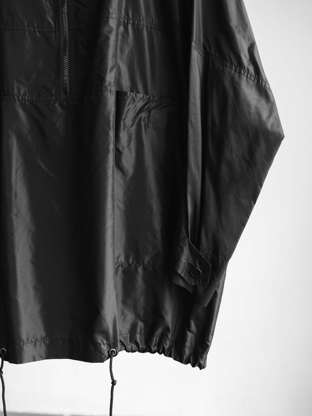VINTAGE BLACK WINDCOAT BY ISSEY/ POLY SW/HD