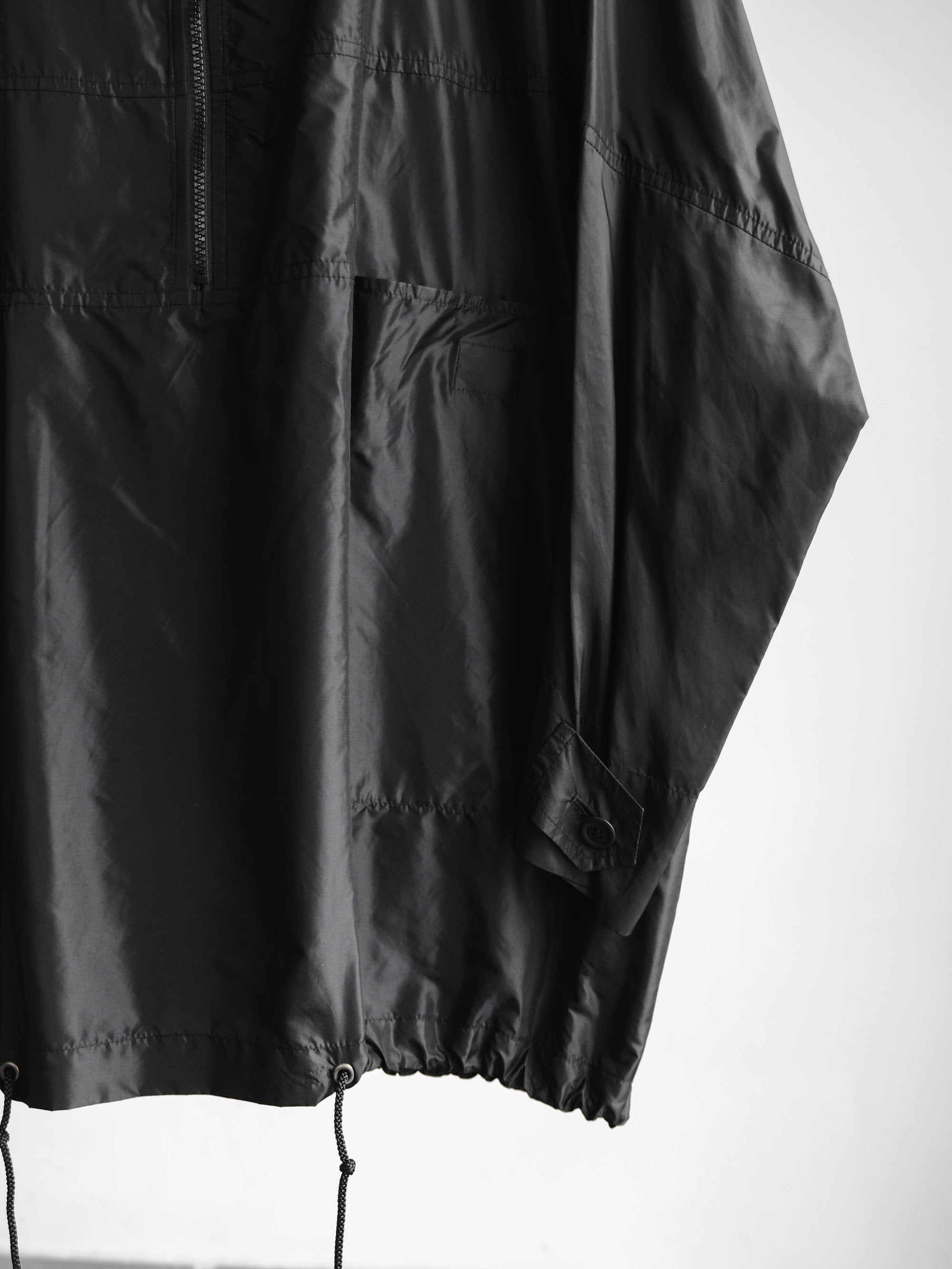 VINTAGE BLACK WINDCOAT BY ISSEY/ POLY SW/HD