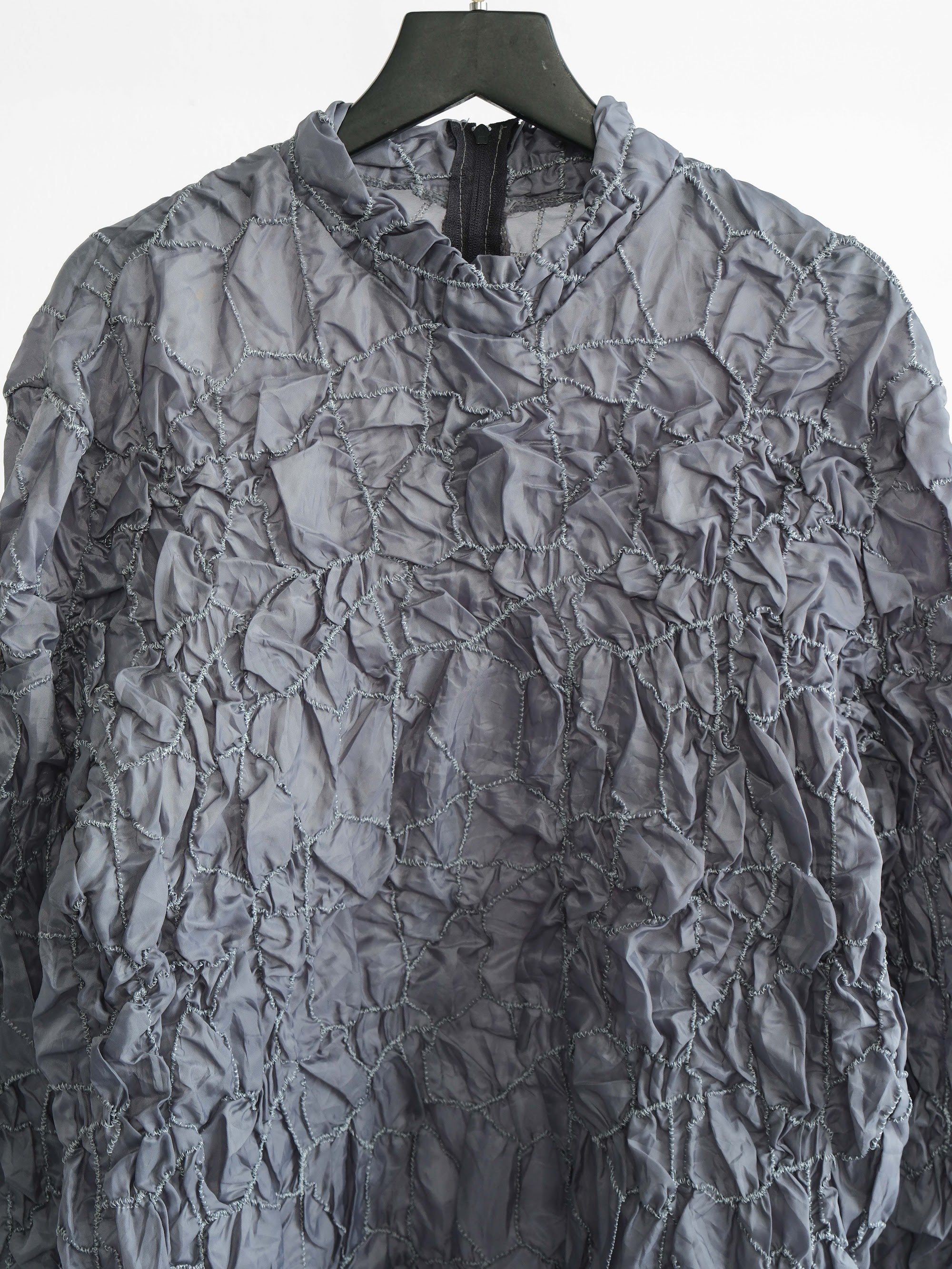 VINTAGE EMBROIDERED GREY "ST.CHIRS" LS T-SHIRT