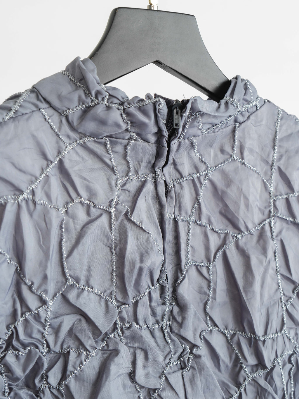 VINTAGE EMBROIDERED GREY "ST.CHIRS" LS T-SHIRT