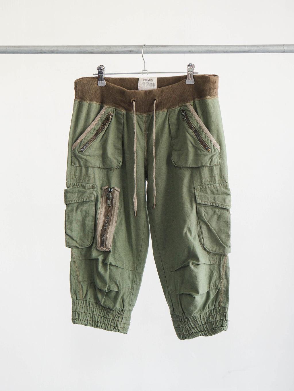 VINTAGE GREEN GOA/ CROPPED PANTS