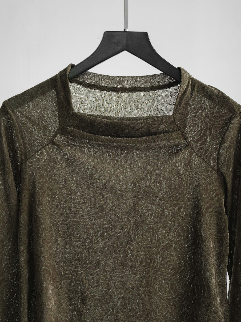 VINTAGE LACE GREEN CECI OU CELA/ FLORAL LS T-SHIRT