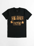 VINTAGE NAVY NO ONES VICTIM T-SHIRT
