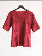 VINTAGE PLEATS RED NICCOLE T-SHIRT