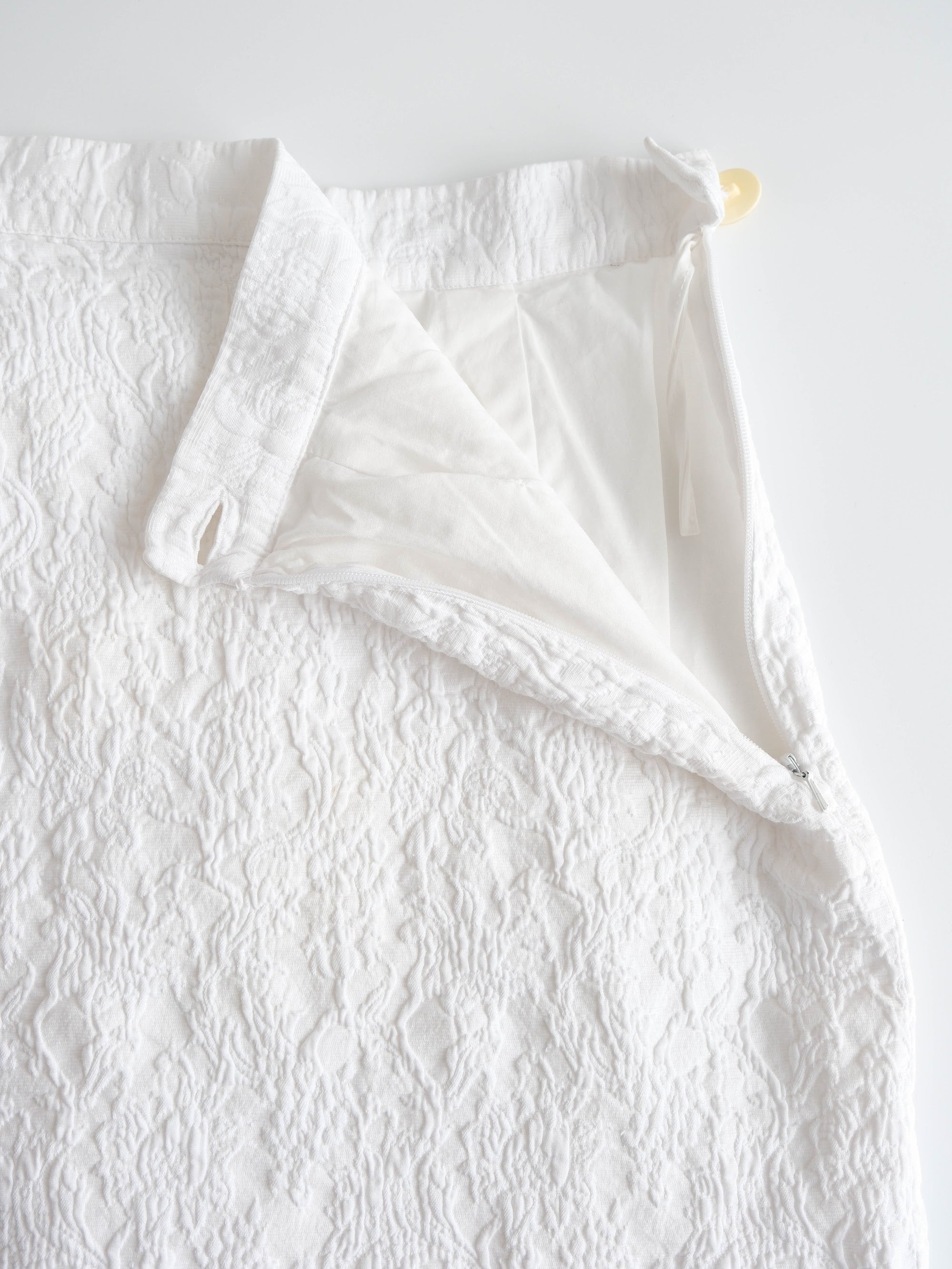 VIVIENNE WESTWOOD WHITE FLORAL TEXTURE SKIRT