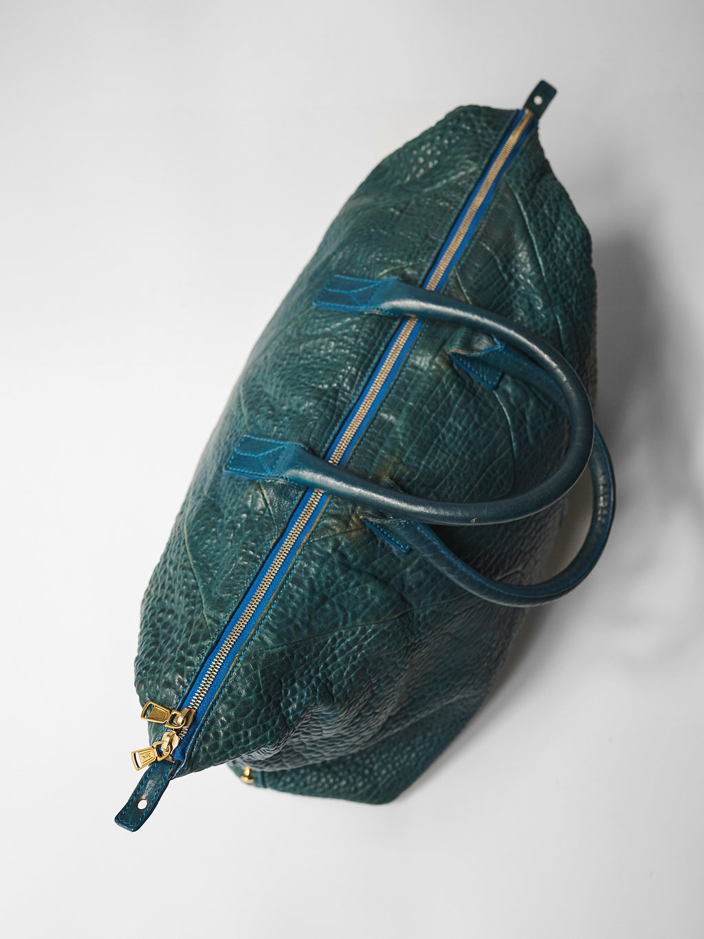 YVES SAINT LAURENT BLUE LEATHER TOTE BAG