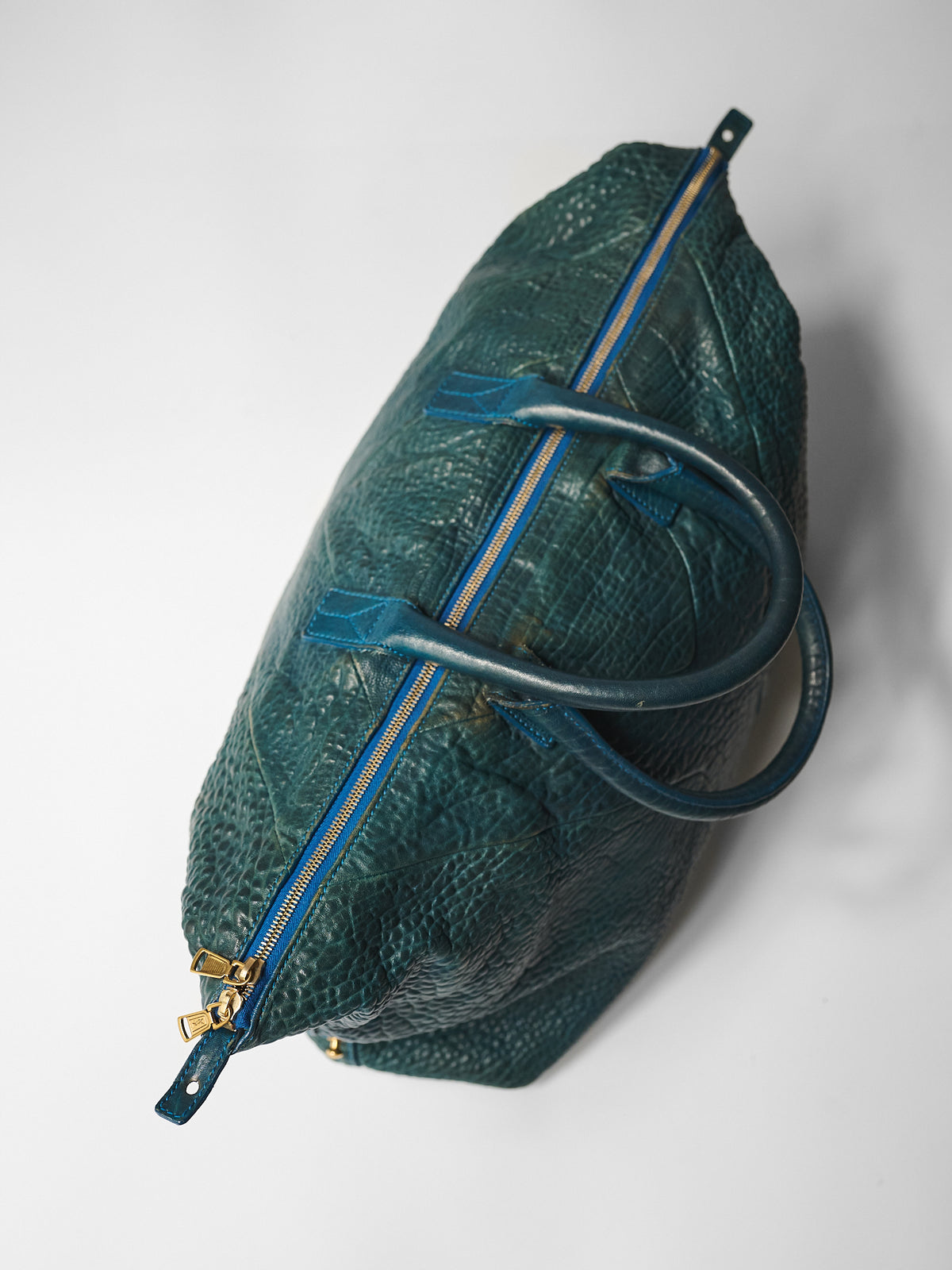 YVES SAINT LAURENT BLUE LEATHER TOTE BAG